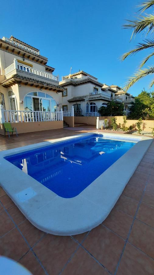 Los Dolses Don Juan,Villa Avec Piscine Privee โอริอุเอลา ภายนอก รูปภาพ